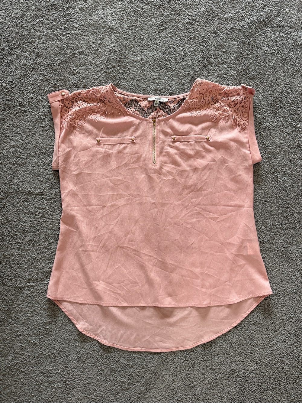Feminine Lace Yoke Zip-Front Blush Cap Sleeve Top